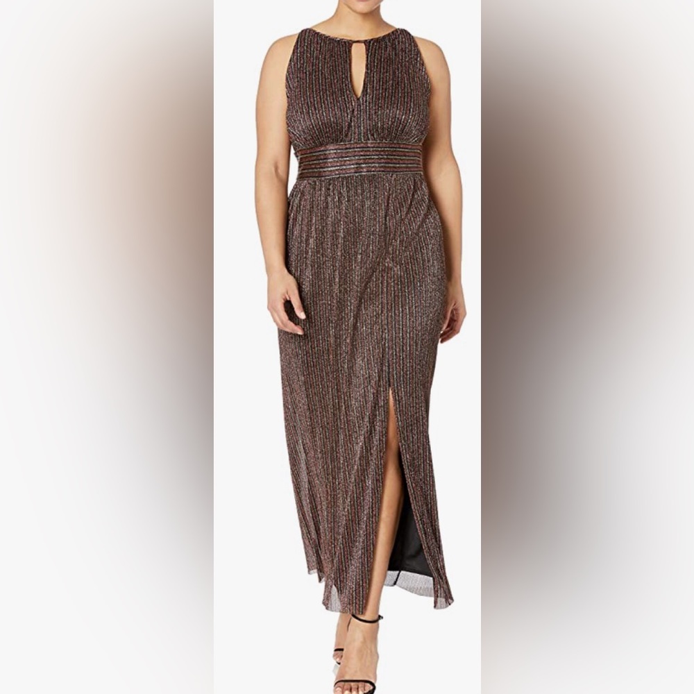 R&M Richards multi-metallic keyhole formal dress
